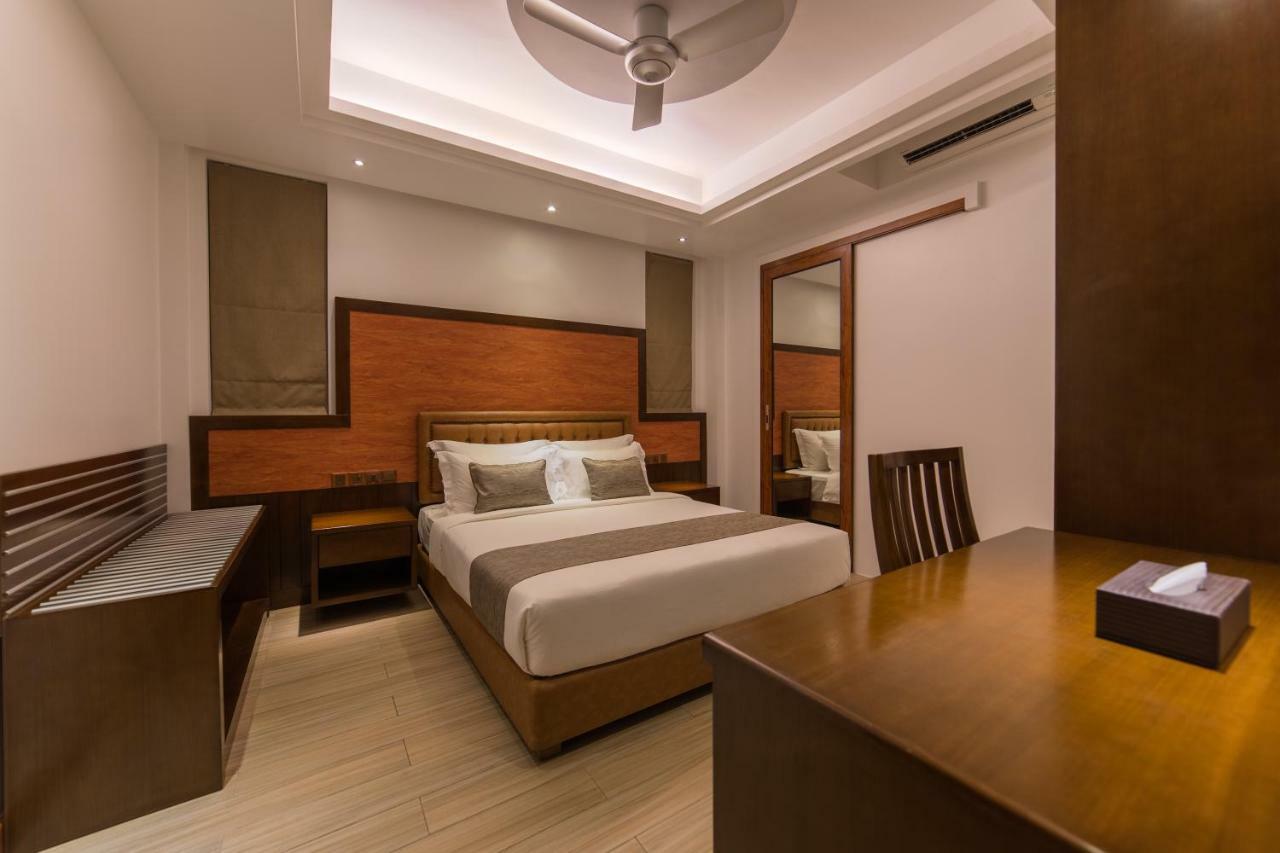 Samann Host Hotel Hulhumale Exterior photo